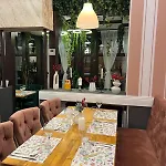 Les Jardins Carol Hotel