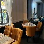 Les Jardins Carol 호텔 4*