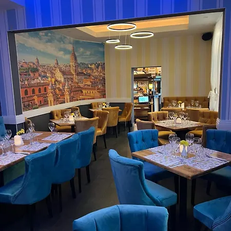 Les Jardins Carol 4* Bükreş