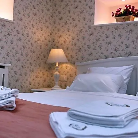 Hotel Les Jardins Carol Bucharest