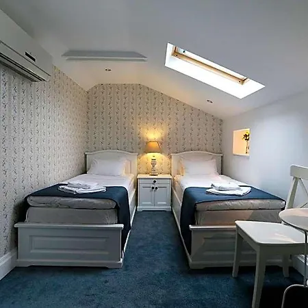 Les Jardins Carol 4* Bucharest