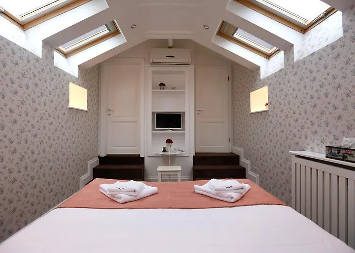 Les Jardins Carol Bukarest