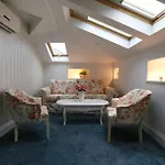 Hotel Les Jardins Carol 4*