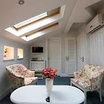 Hotel Les Jardins Carol Bucarest