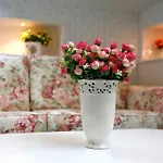 Les Jardins Carol Hotel
