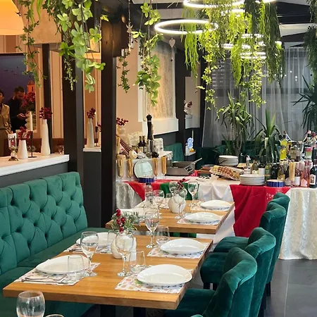 Hotel Les Jardins Carol Bucarest