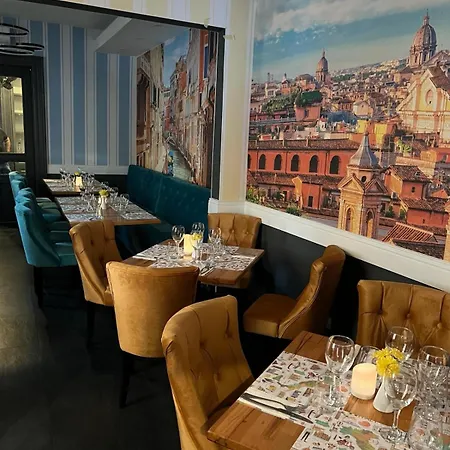 Les Jardins Carol 4*