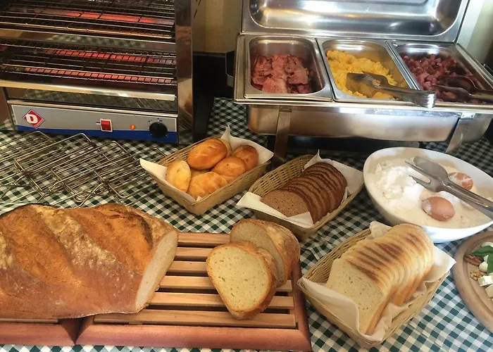 Hotel Les Jardins Carol