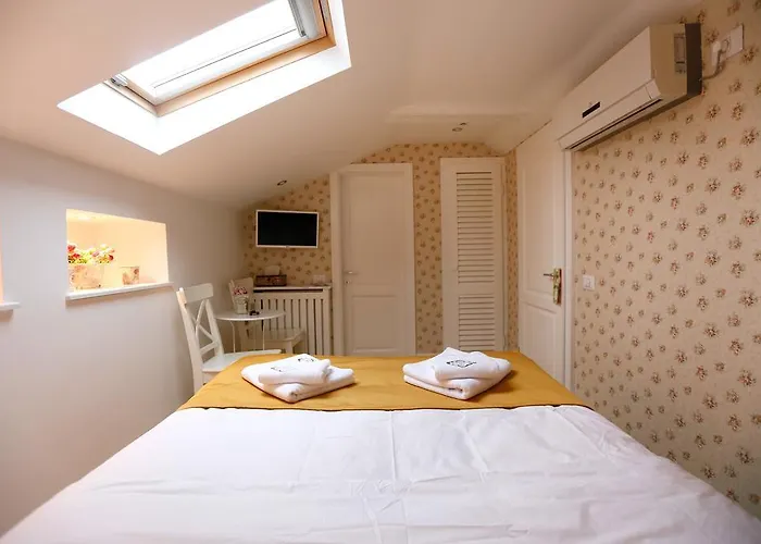 Les Jardins Carol 4*