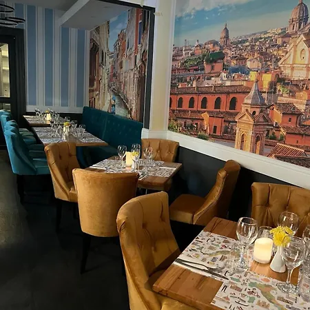 Les Jardins Carol 4*