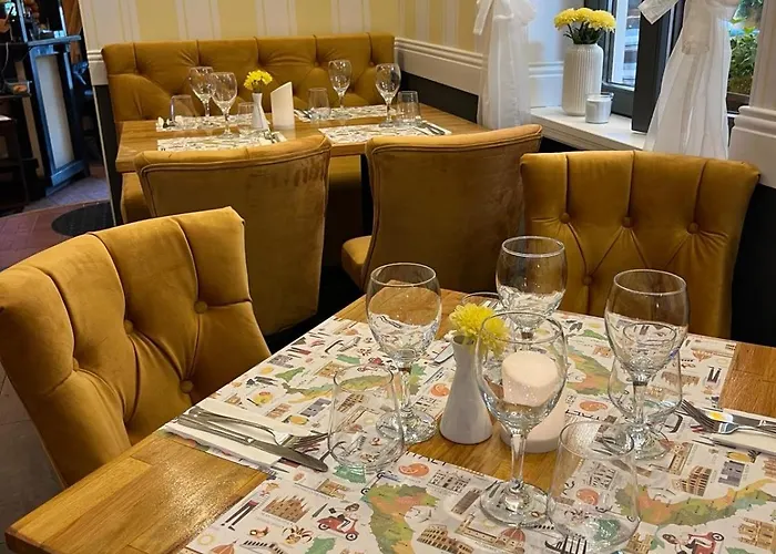 호텔 Les Jardins Carol 부쿠레슈티