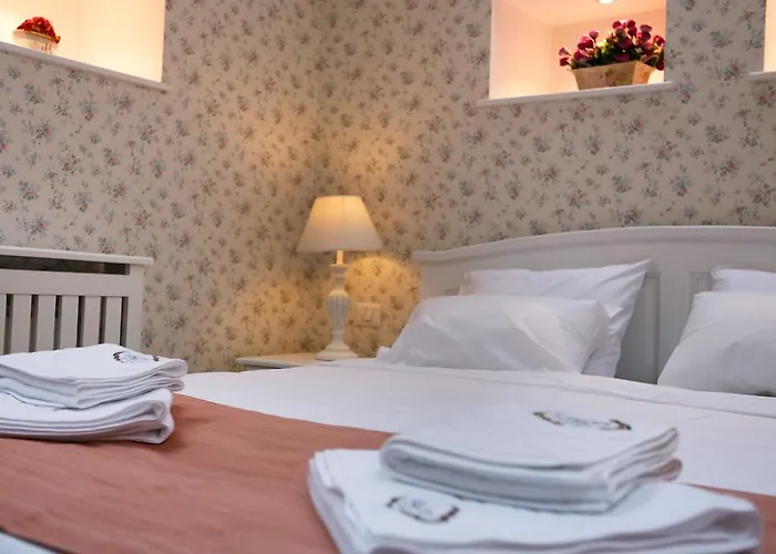 Les Jardins Carol 호텔 4*